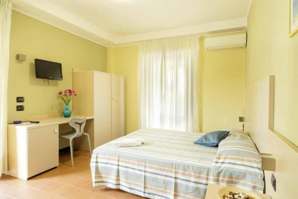 Hotel Blumen San Benedetto del Tronto Exterior foto