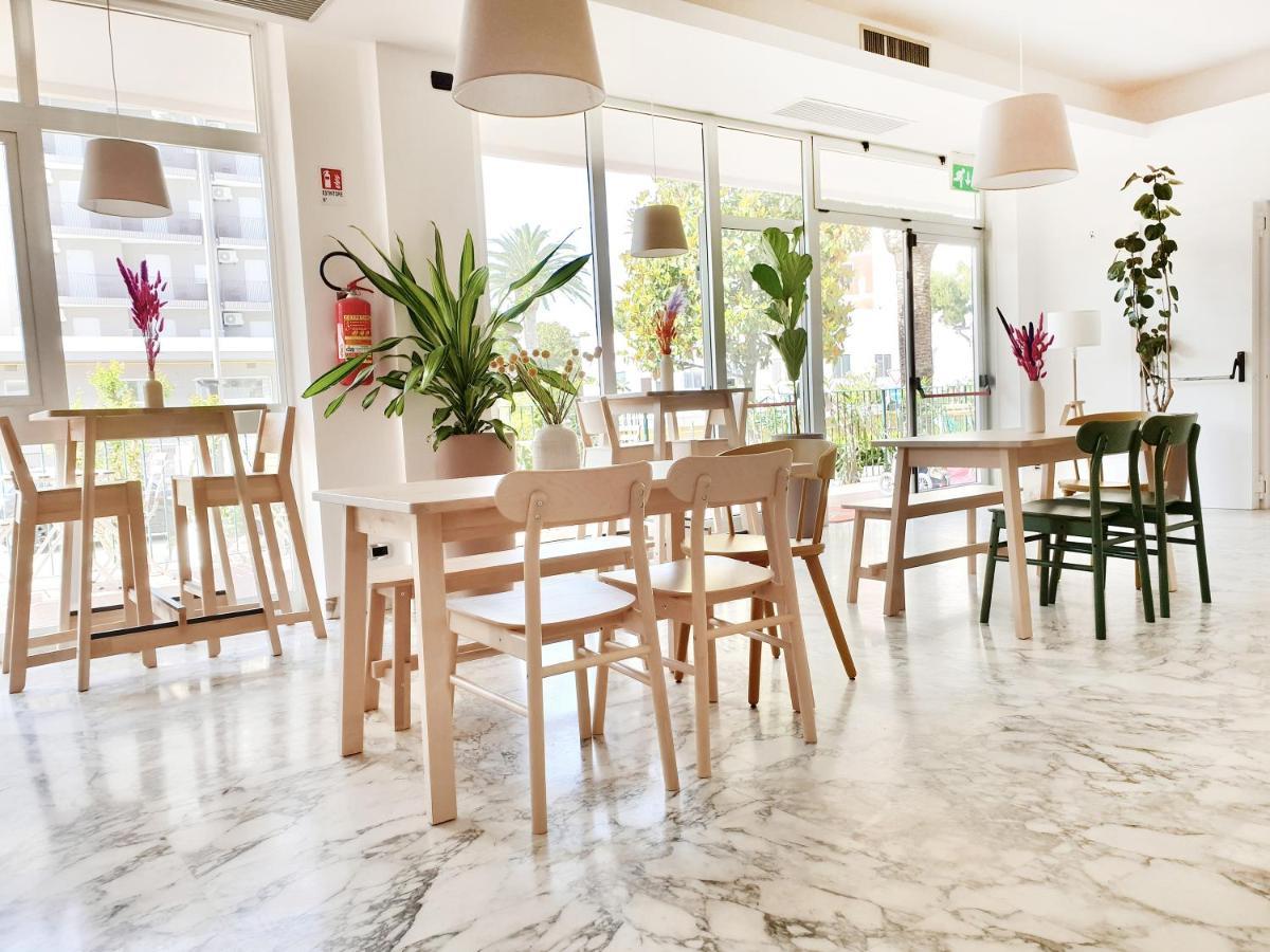 Hotel Blumen San Benedetto del Tronto Exterior foto