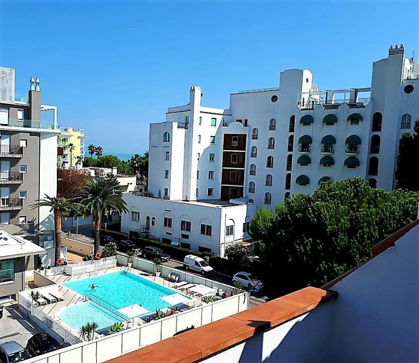Hotel Blumen San Benedetto del Tronto Exterior foto
